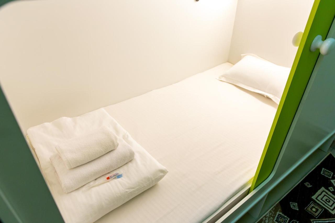 Хостел 689Capsulehotel&Coffee Alma-Ata Buitenkant foto