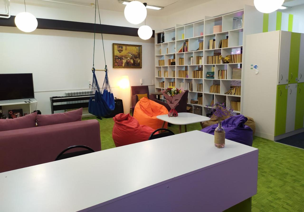 Хостел 689Capsulehotel&Coffee Alma-Ata Buitenkant foto