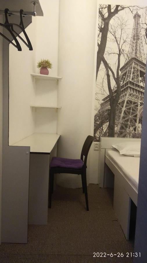 Хостел 689Capsulehotel&Coffee Alma-Ata Buitenkant foto
